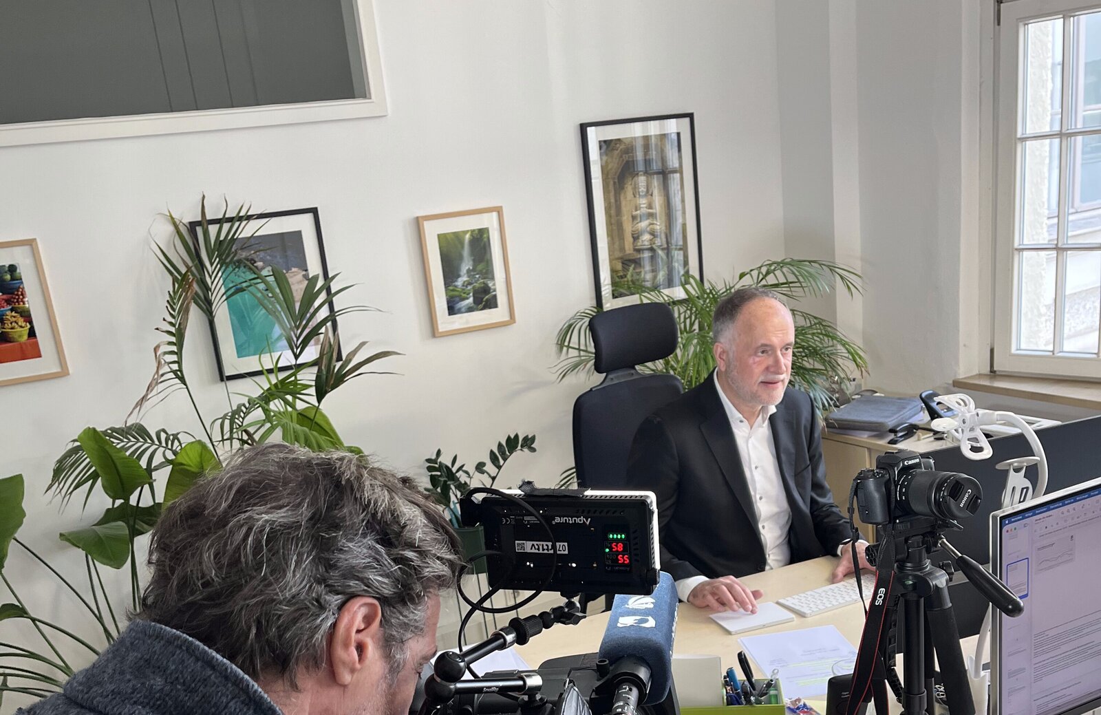 Bei den Dreharbeiten, Foto: Max Hilgarth